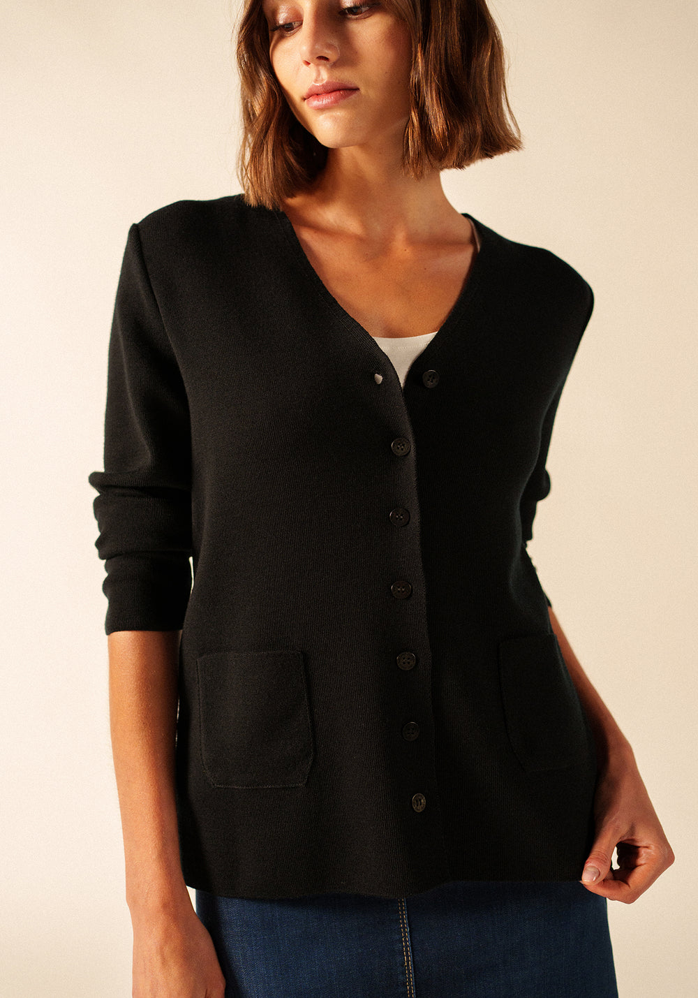 Chaqueta de punto Blainville cuello pico - abotonada, de lana suave (NOIR)